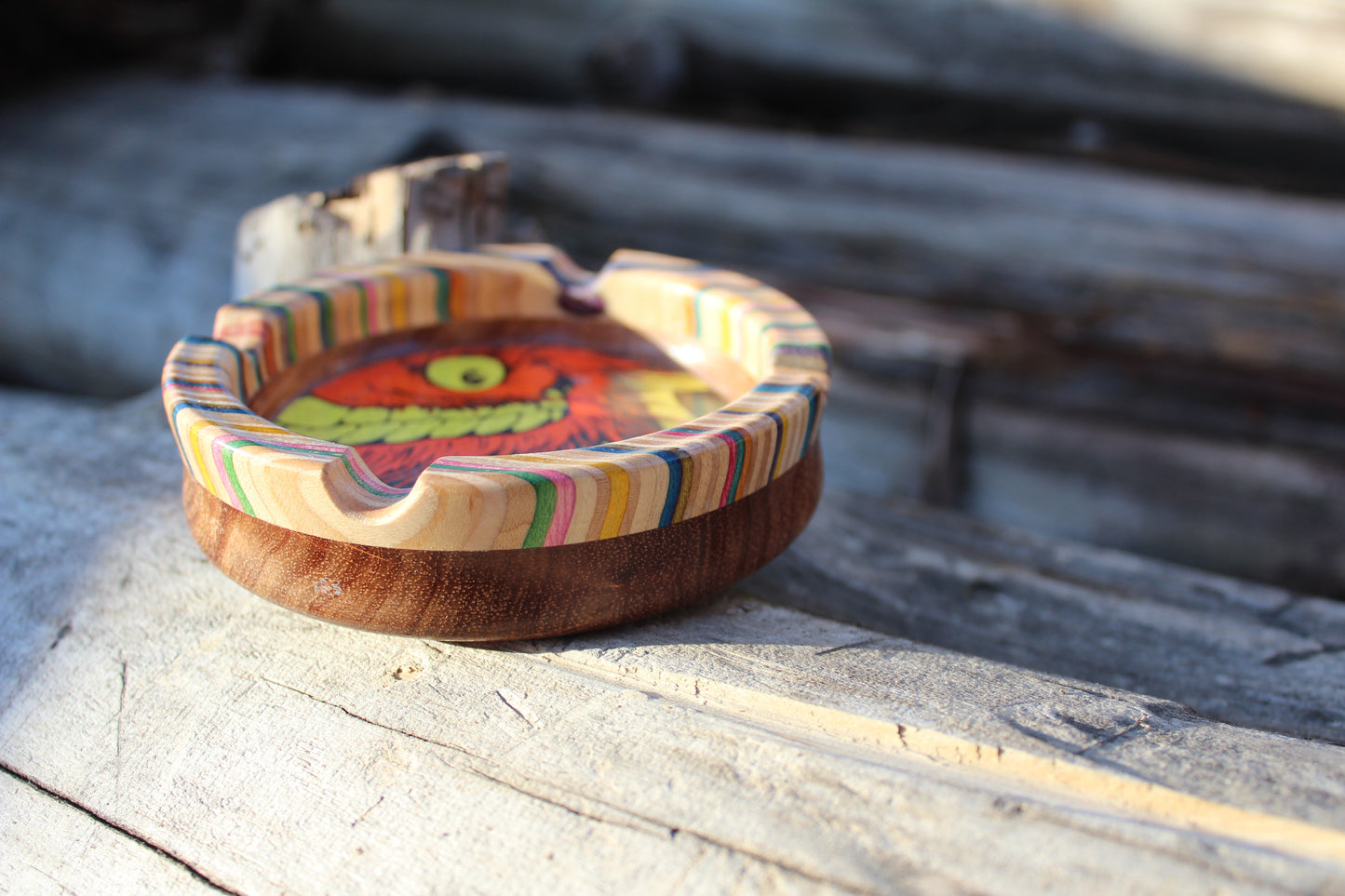 Skateboard graphic ashtray