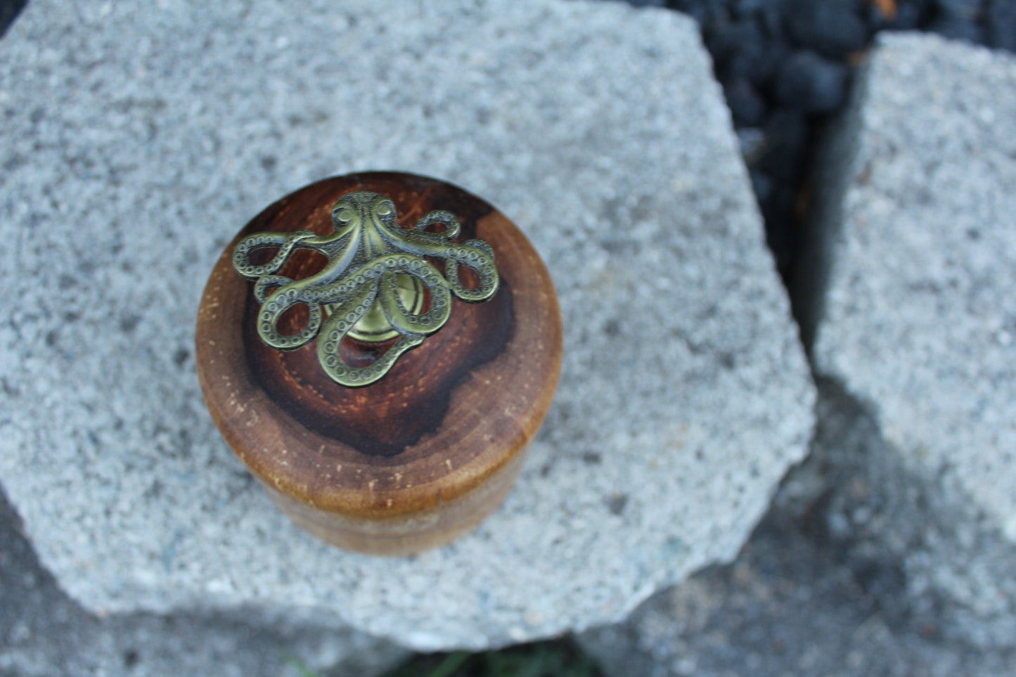 Lidded Keepsake Boxes